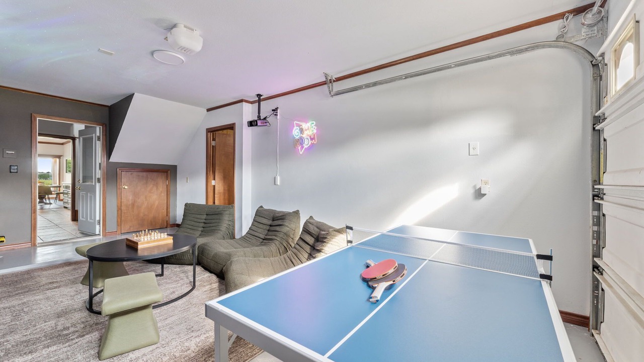 Photo of Bedroom in Lakeview  Jefferson County