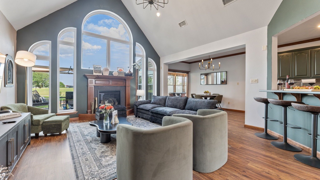 Photo of Livingroom in Lakeview  Jefferson County