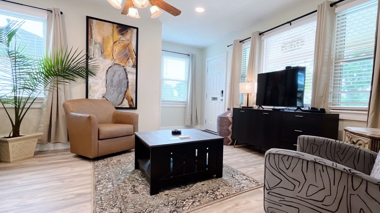 Photo of Livingroom in Kenner - Louis Armstrong International Airport