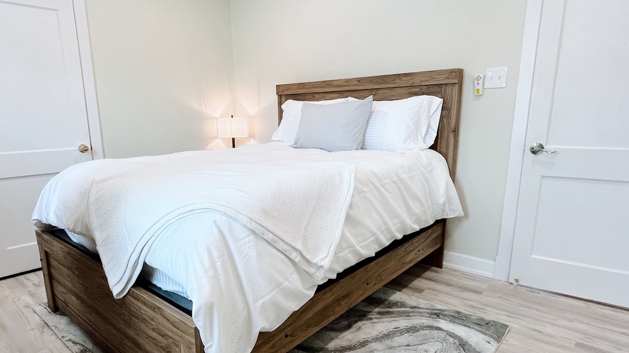Photo of Bedroom in Kenner - Louis Armstrong International Airport
