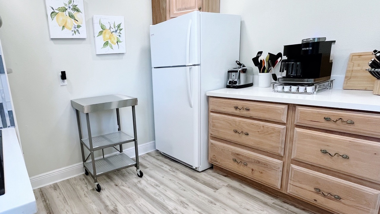 Photo of Kitchen in Kenner - Louis Armstrong International Airport