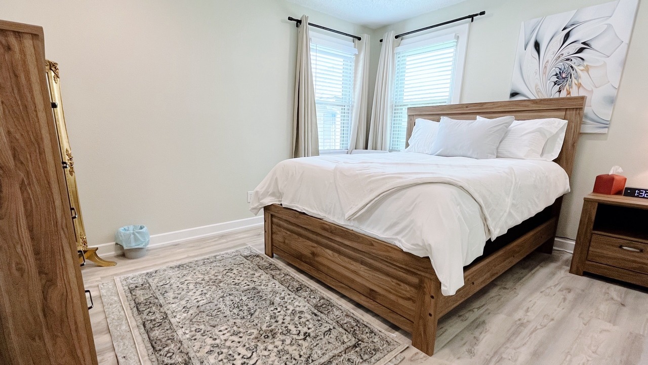 Photo of Bedroom in Kenner - Louis Armstrong International Airport