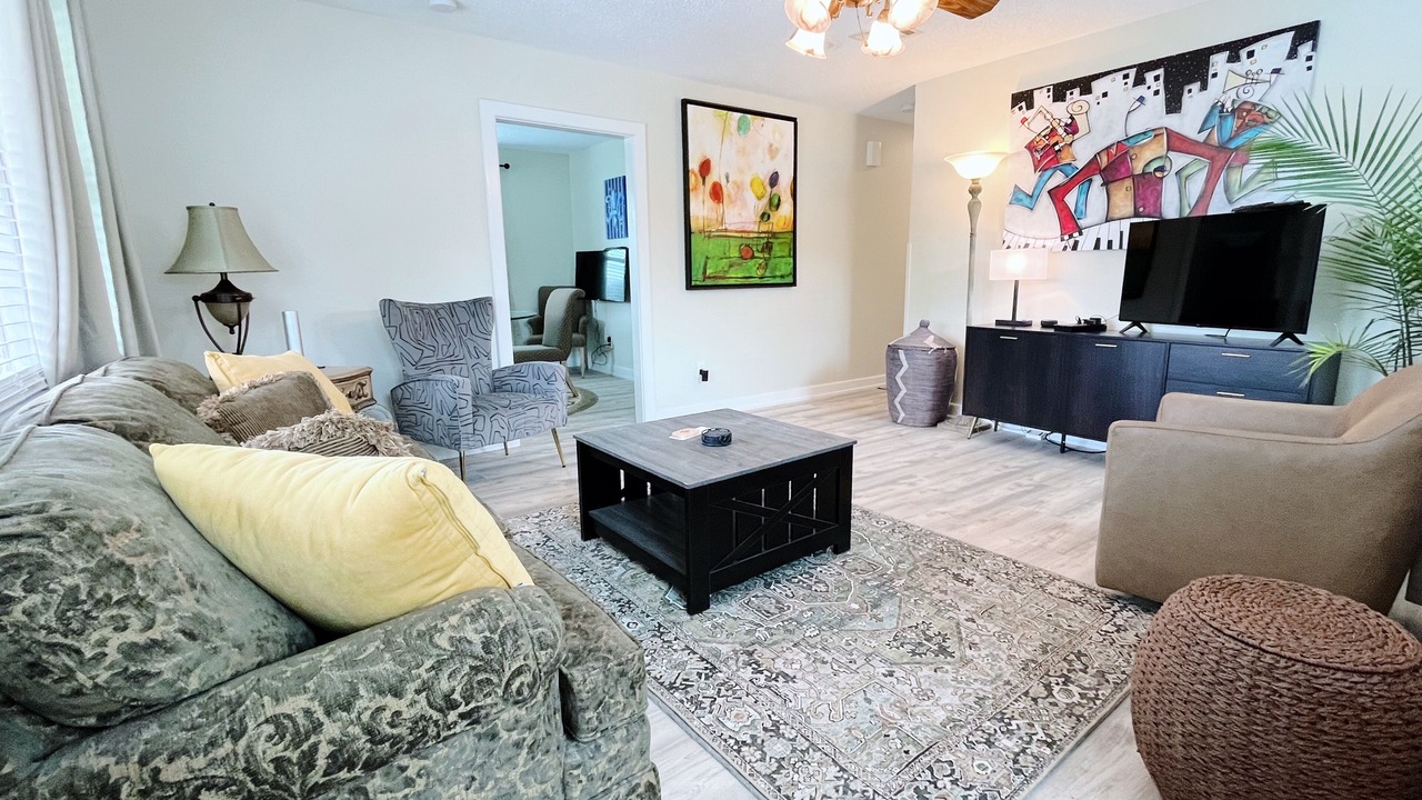 Photo of Livingroom in Kenner - Louis Armstrong International Airport