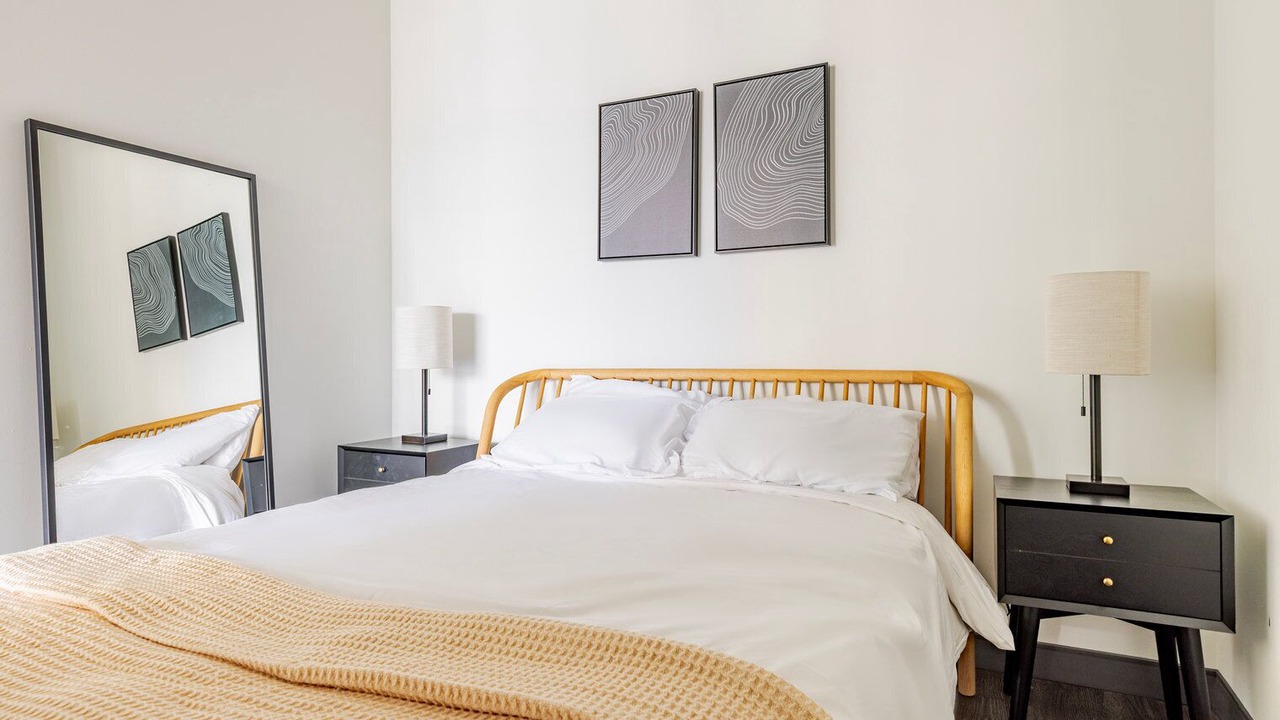 Photo of Bedroom in Downtown Chicago