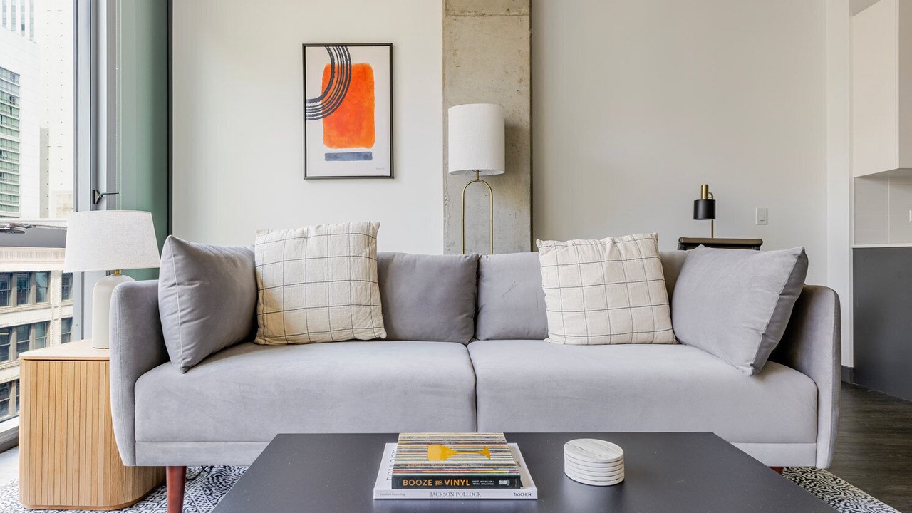 Photo of Livingroom in Downtown Chicago