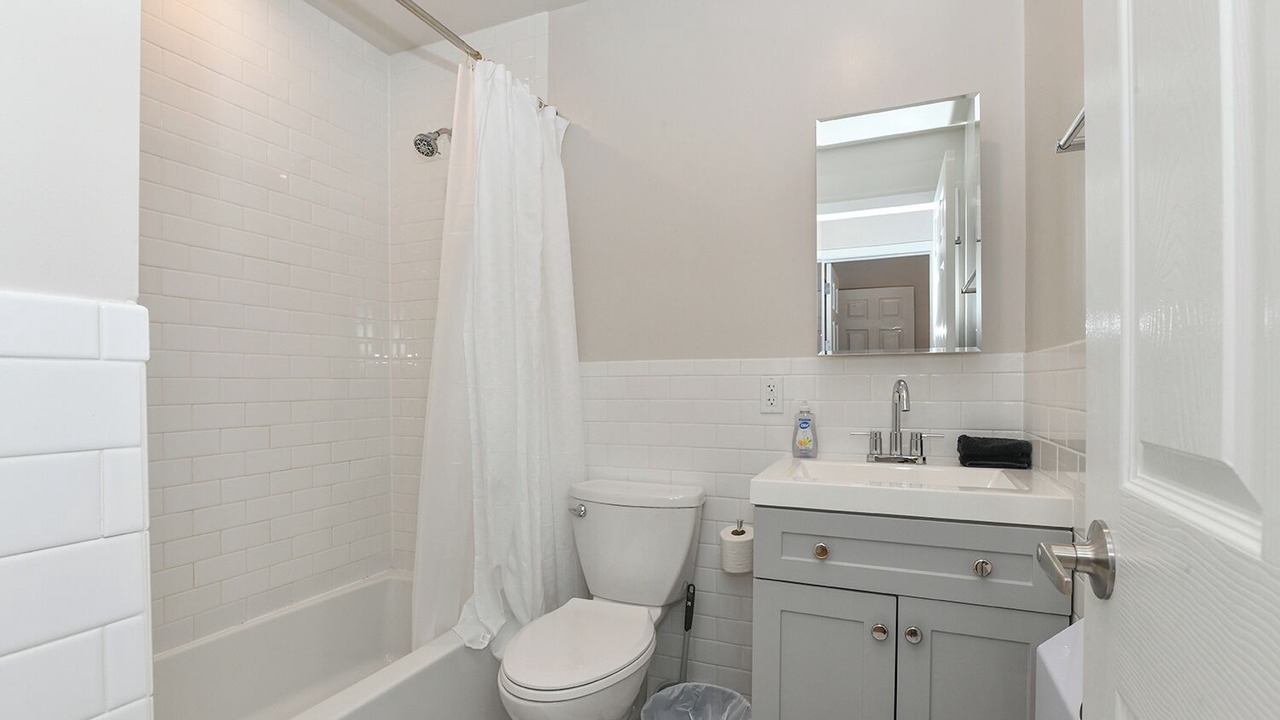 Photo of Bathroom in Bowery