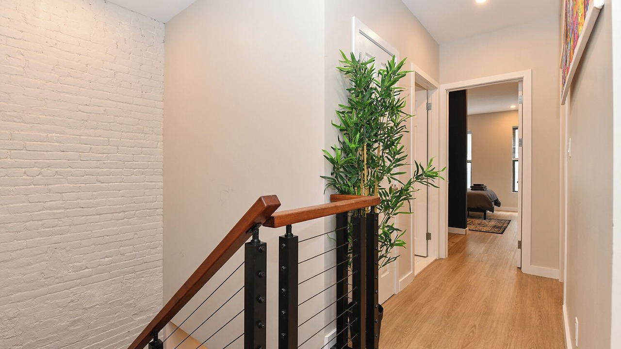 Photo of Others in Bowery