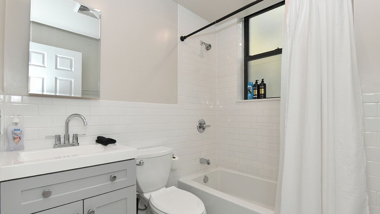 Photo of Bathroom in Bowery