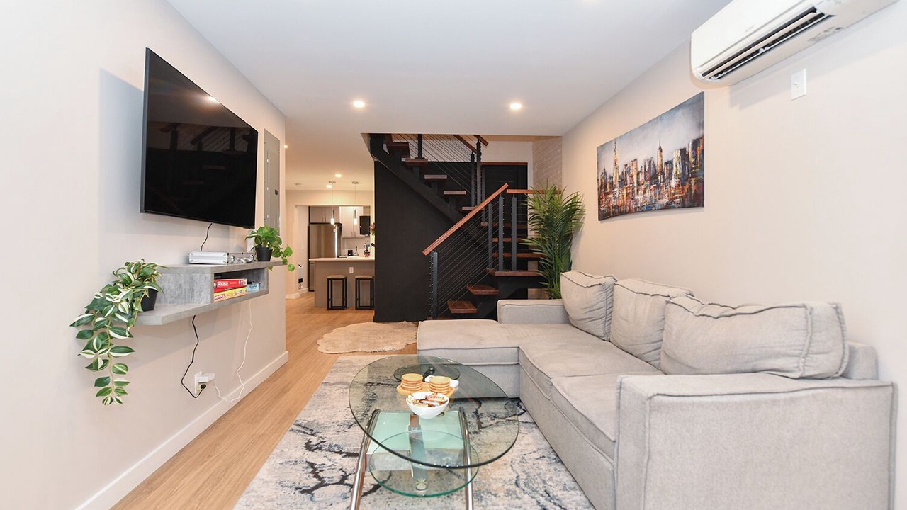 Photo of Livingroom in Bowery