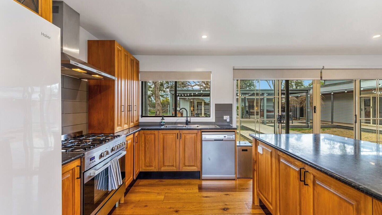 Photo of Others in Bridgewater on Loddon