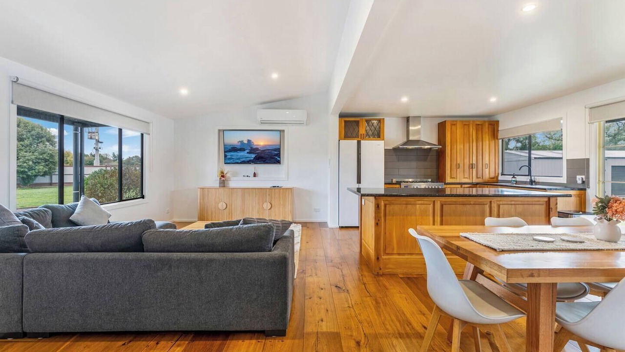 Photo of Others in Bridgewater on Loddon