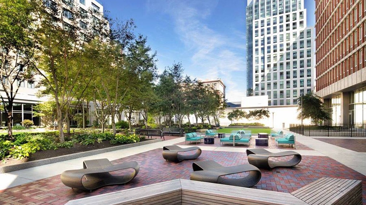 Photo of Patio Balcony in Prudential - St. Botolph