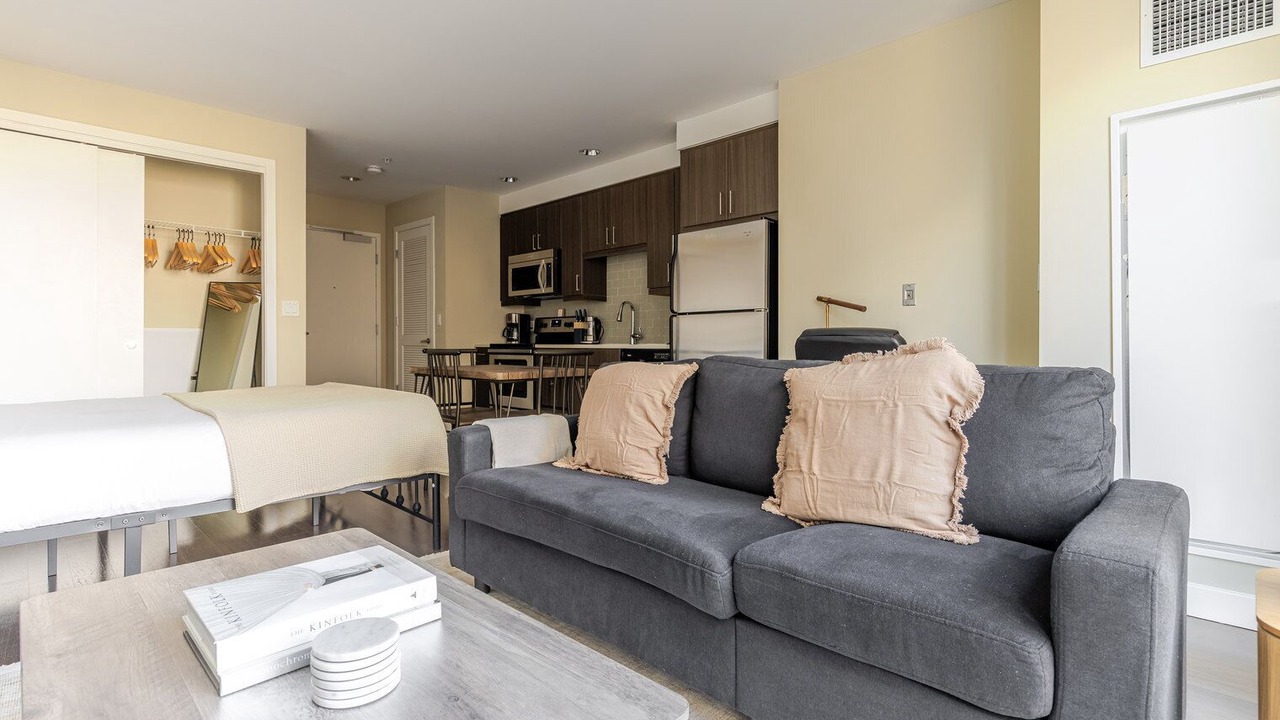 Photo of Livingroom in Prudential - St. Botolph