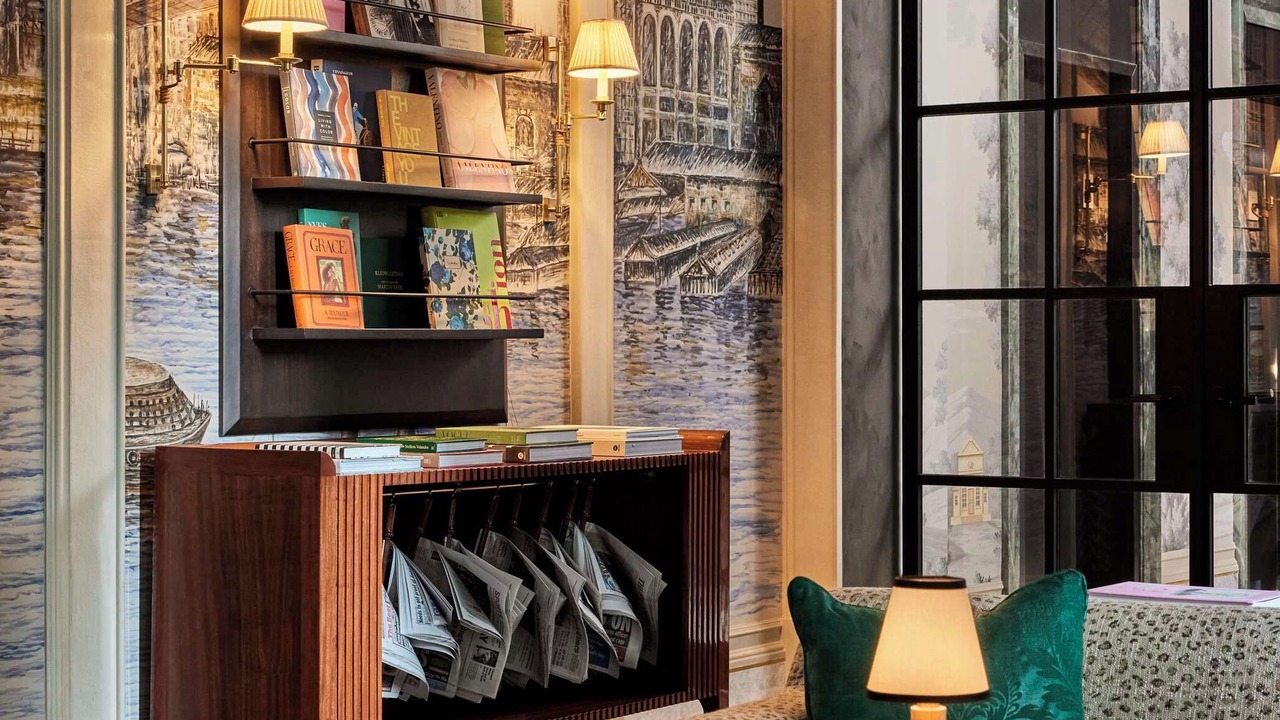 Photo of Others in Financial District