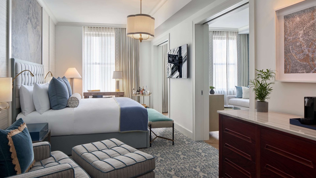 Photo of Others in Financial District