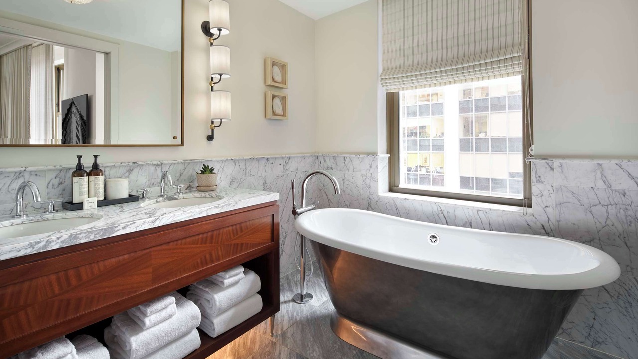 Photo of Others in Financial District