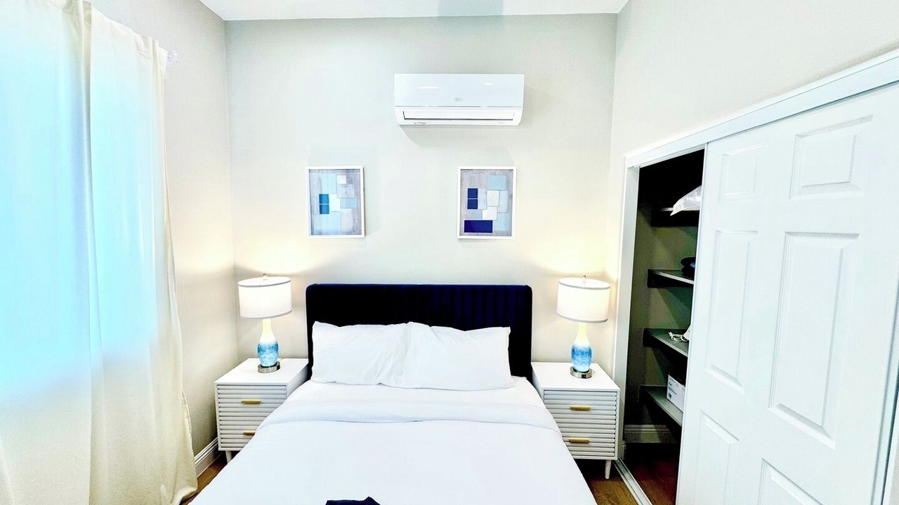 Photo of Bedroom in Central Escondido