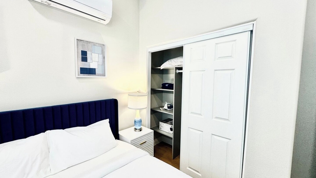 Photo of Bedroom in Central Escondido