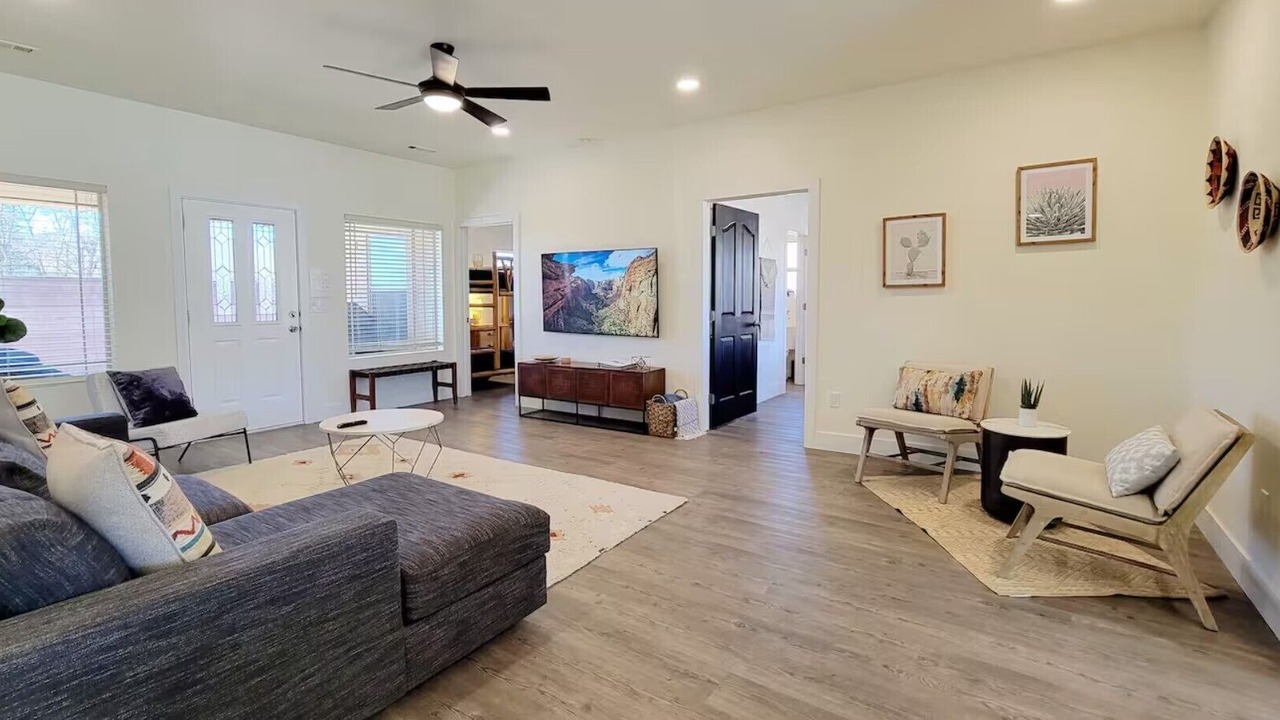 Photo of Livingroom in Kanab