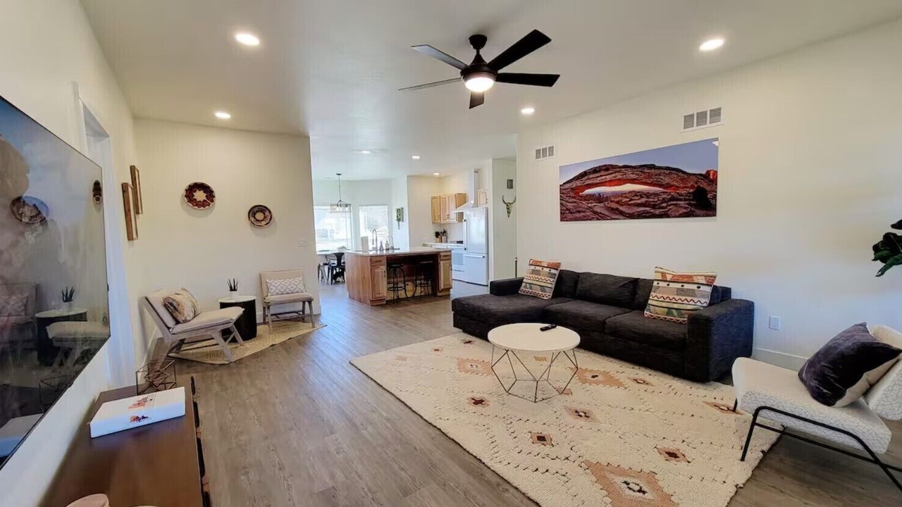 Photo of Livingroom in Kanab