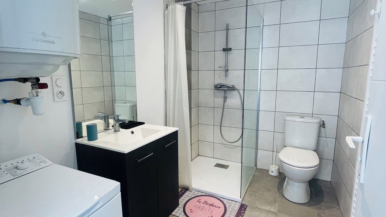 Photo of Bathroom in Le Brouilh-Monbert
