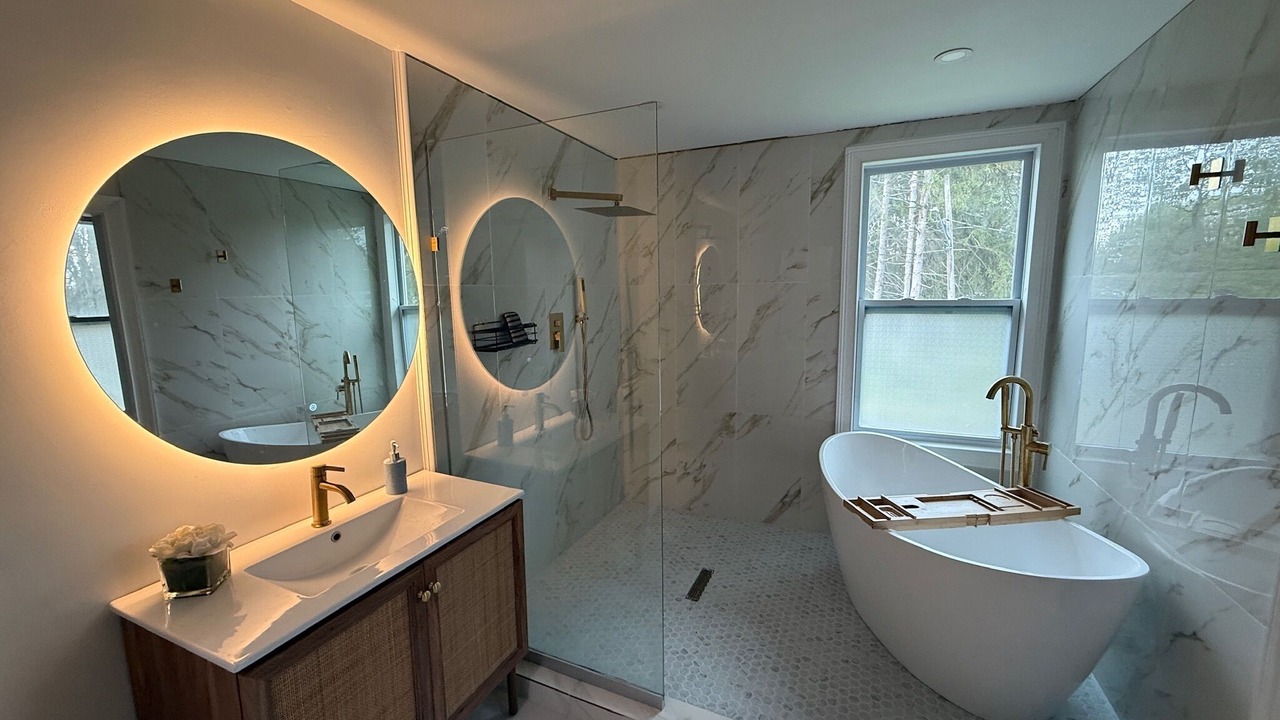 Photo of Bathroom in Utica
