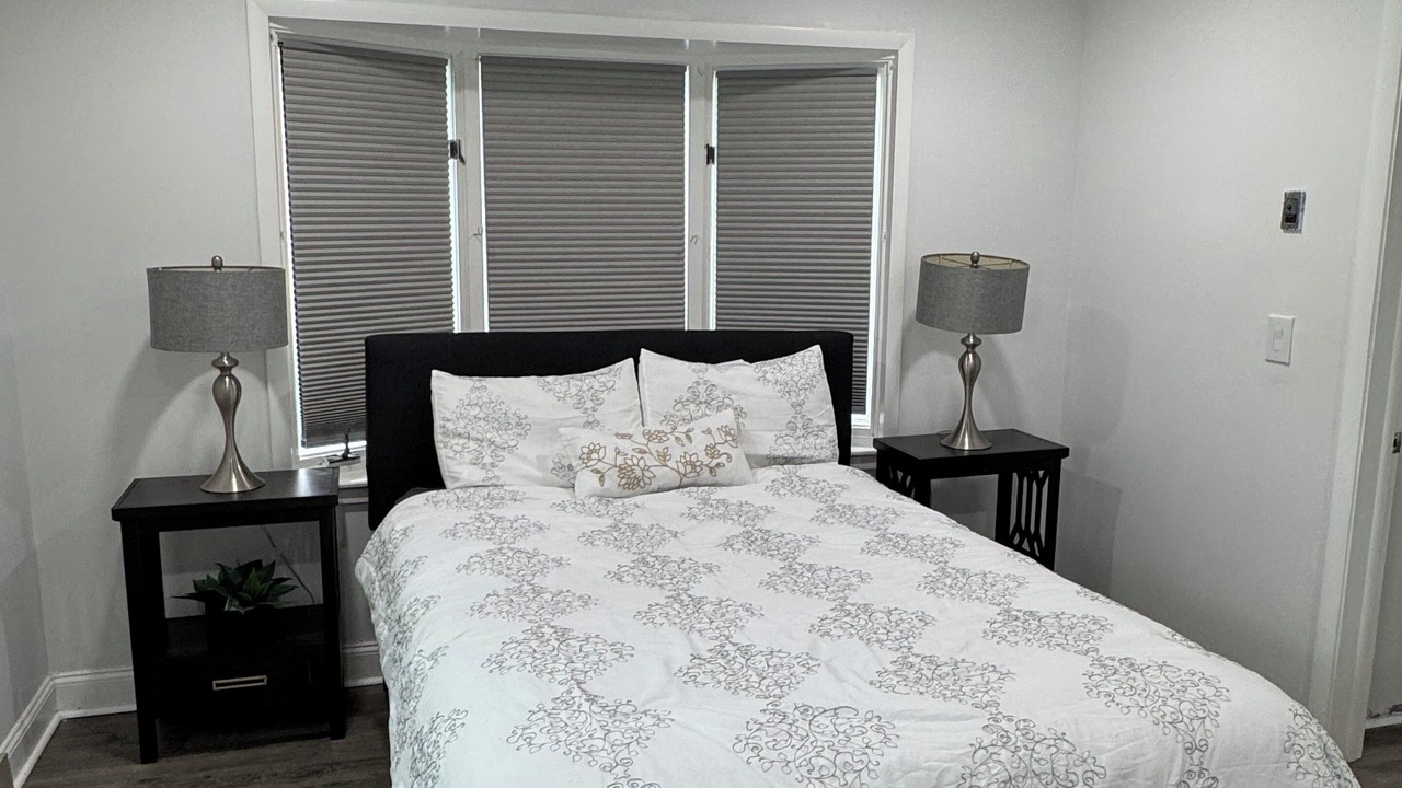 Photo of Bedroom in Utica