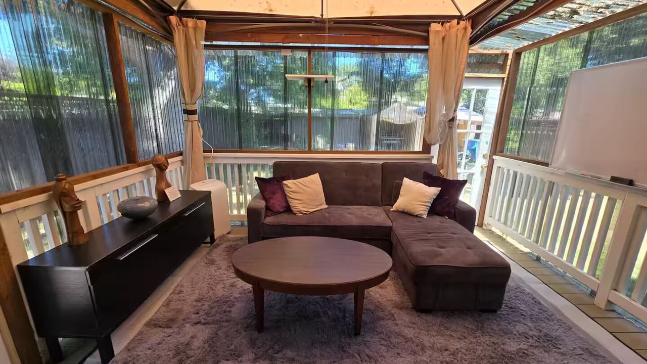 Photo of Livingroom in Barron Park