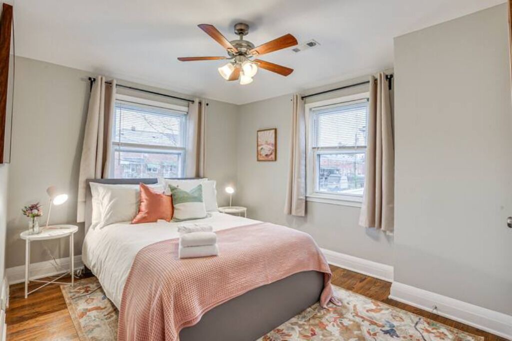 Photo of Bedroom in Parkville