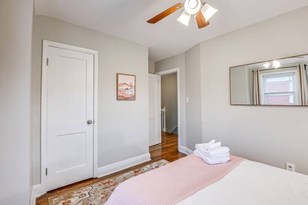 Photo of Bedroom in Parkville