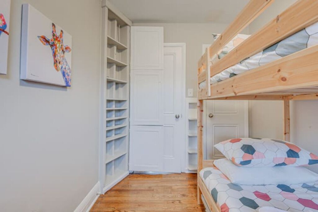 Photo of Bedroom in Parkville