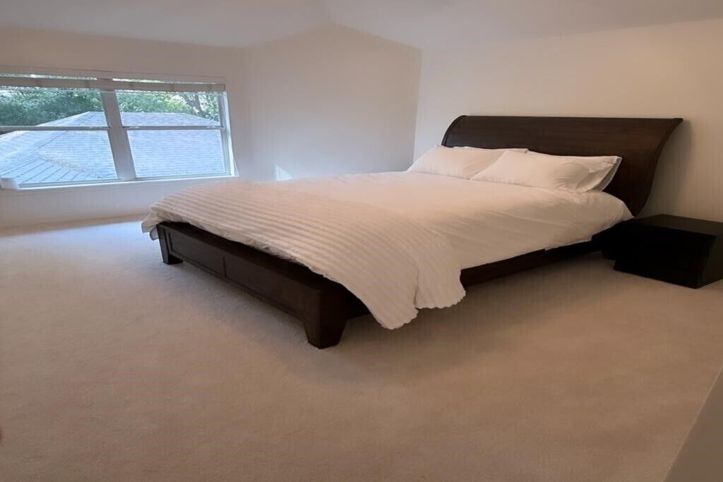 Photo of Bedroom in Indian Springs
