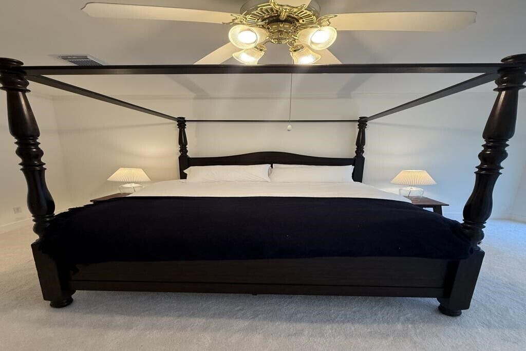Photo of Bedroom in Indian Springs