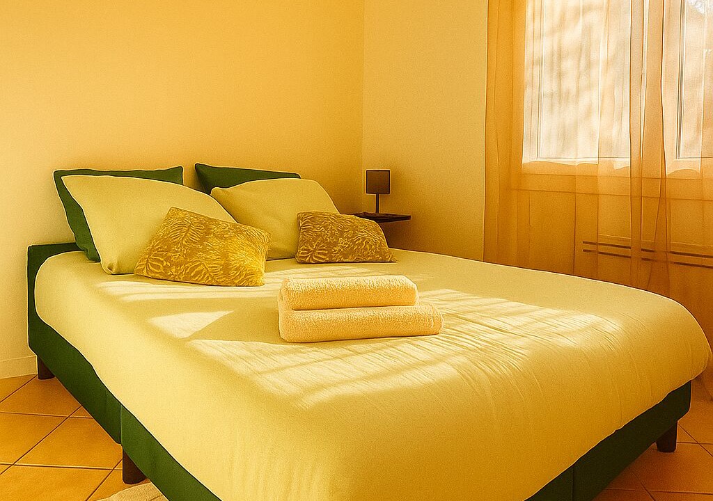 Photo of Bedroom in Manosque