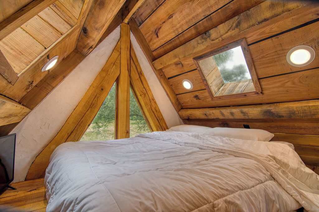 Photo of Bedroom in Nixa