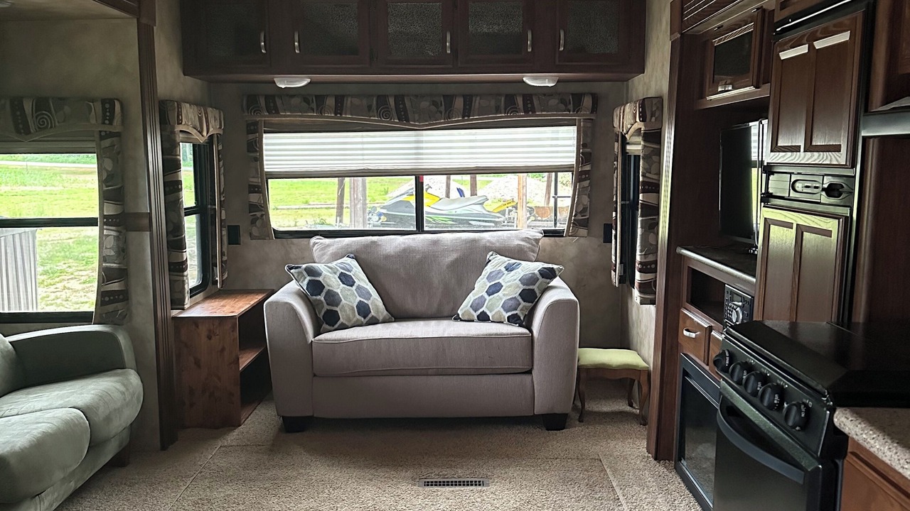 Photo of Livingroom in Fair Play