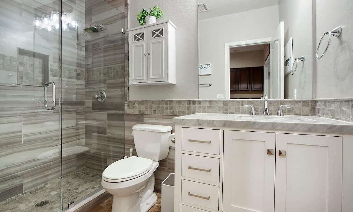 Photo of Bathroom in Arabian Views