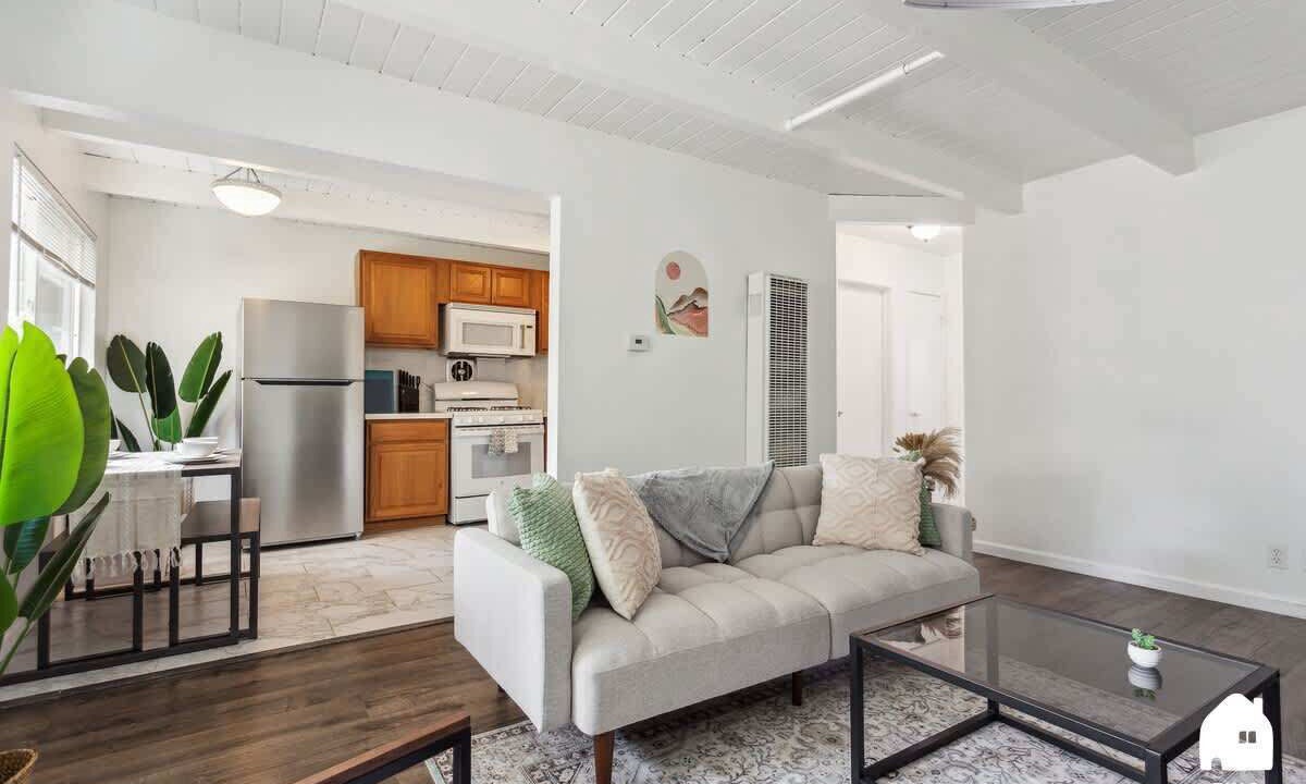 Photo of Bedroom in Poets Corner