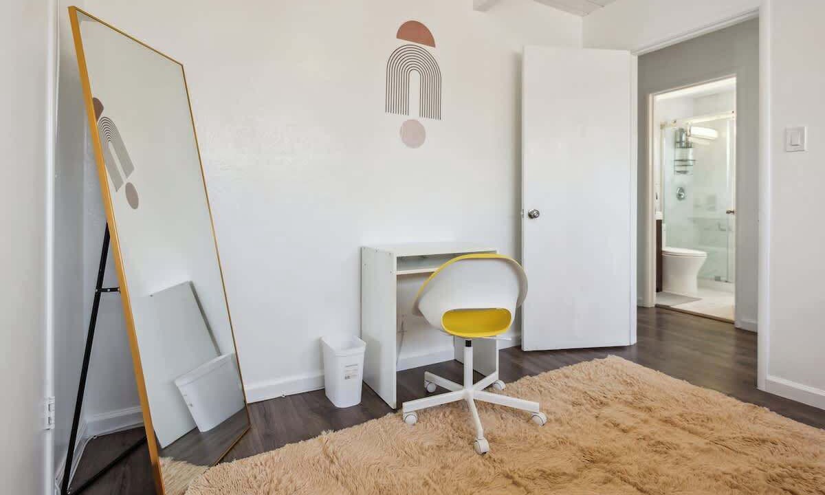 Photo of Others in Poets Corner