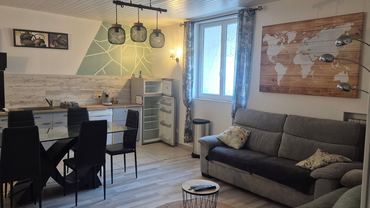 Photo of Livingroom in Uzer