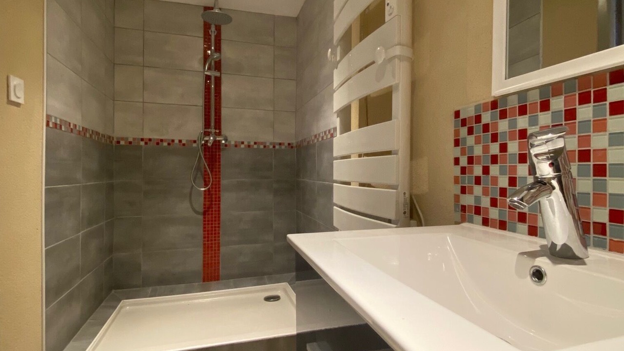Photo of Bathroom in Caderousse