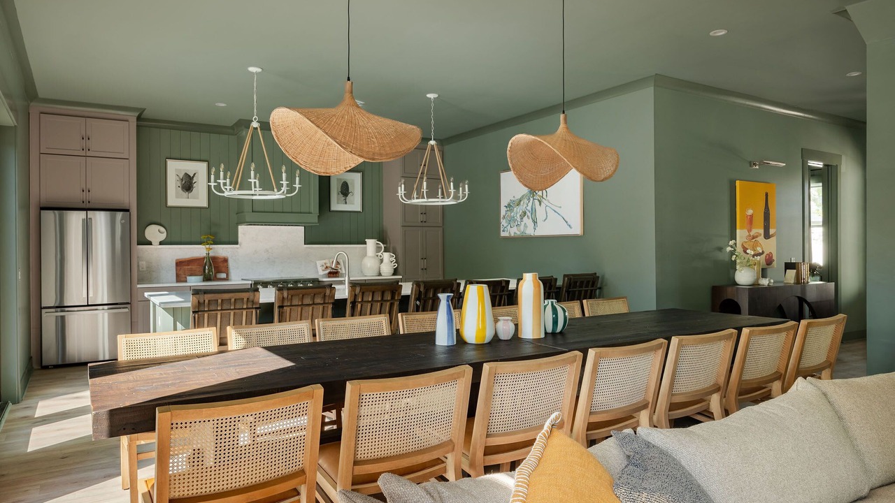 Photo of Others in Thunderbolt