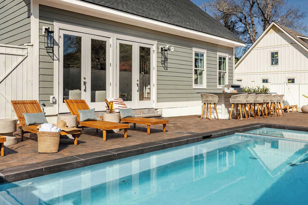 Photo of Outdoor in Thunderbolt