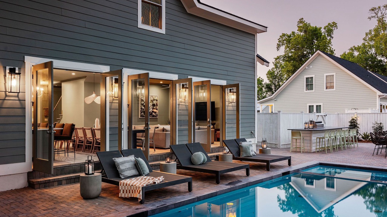 Photo of Outdoor in Thunderbolt