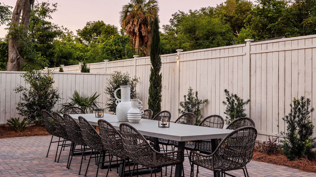 Photo of Outdoor in Thunderbolt