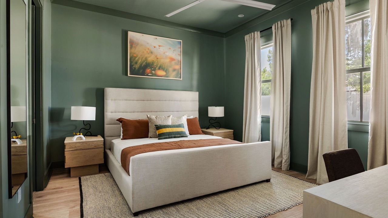 Photo of Bathroom in Thunderbolt