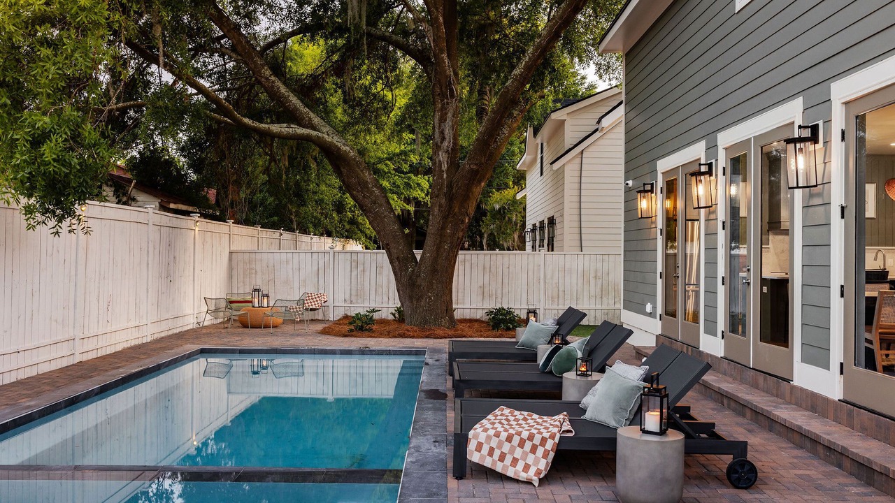 Photo of Outdoor in Thunderbolt