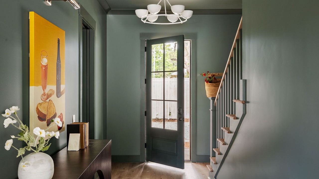 Photo of Others in Thunderbolt