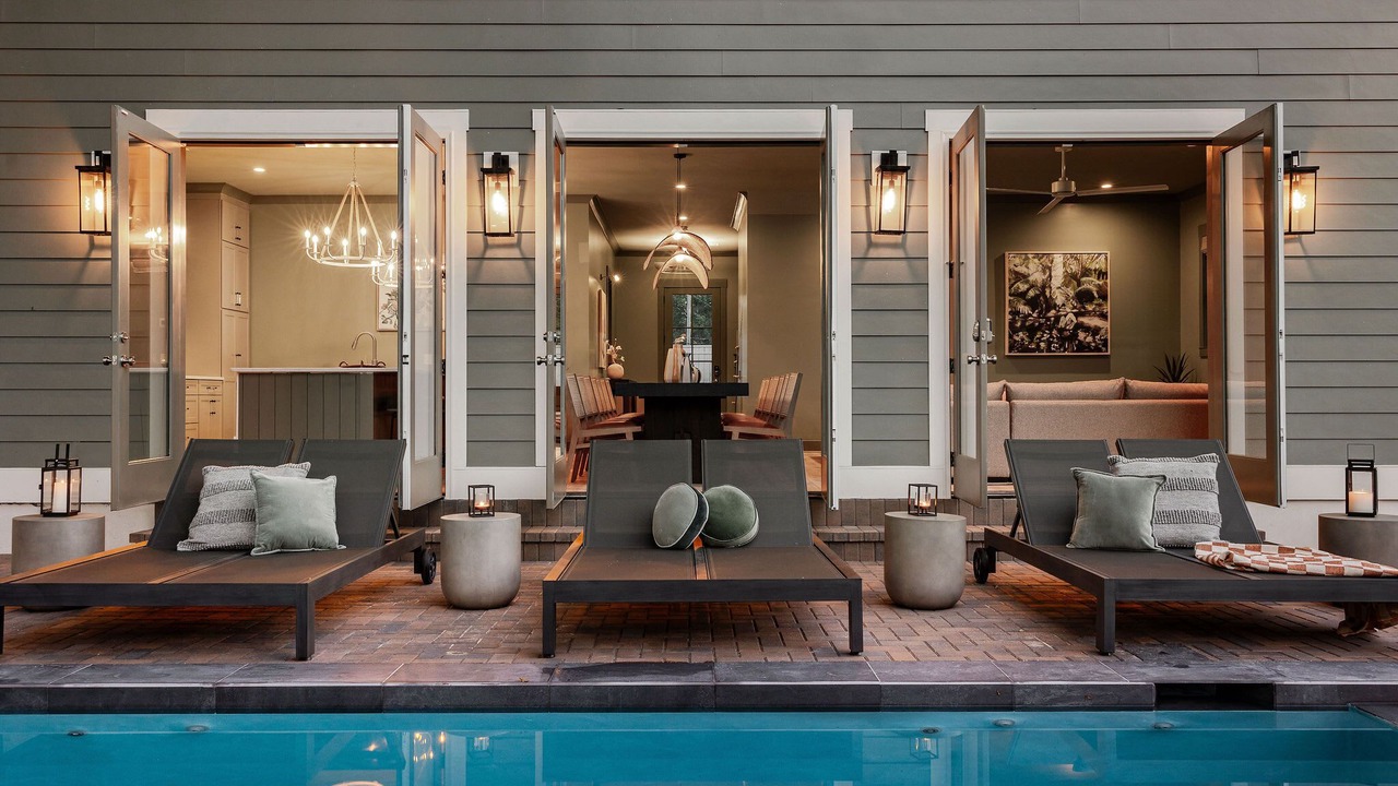 Photo of Outdoor in Thunderbolt