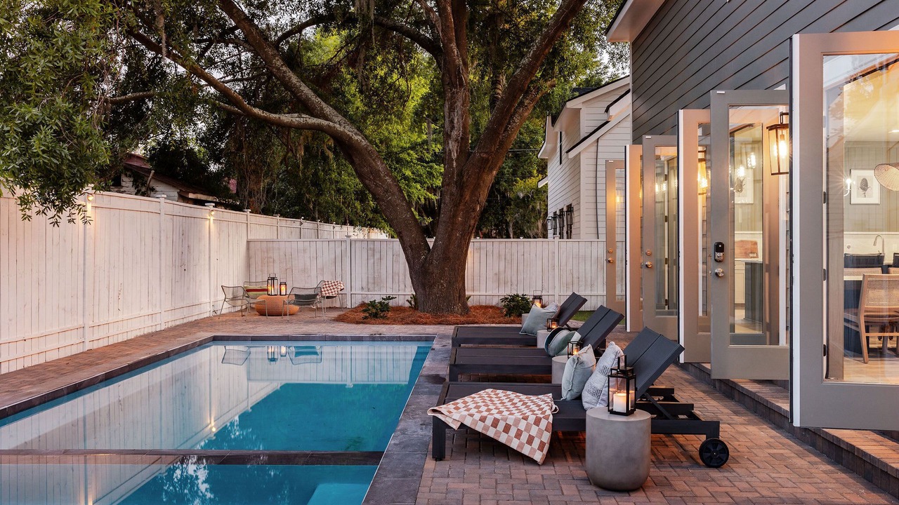 Photo of Outdoor in Thunderbolt